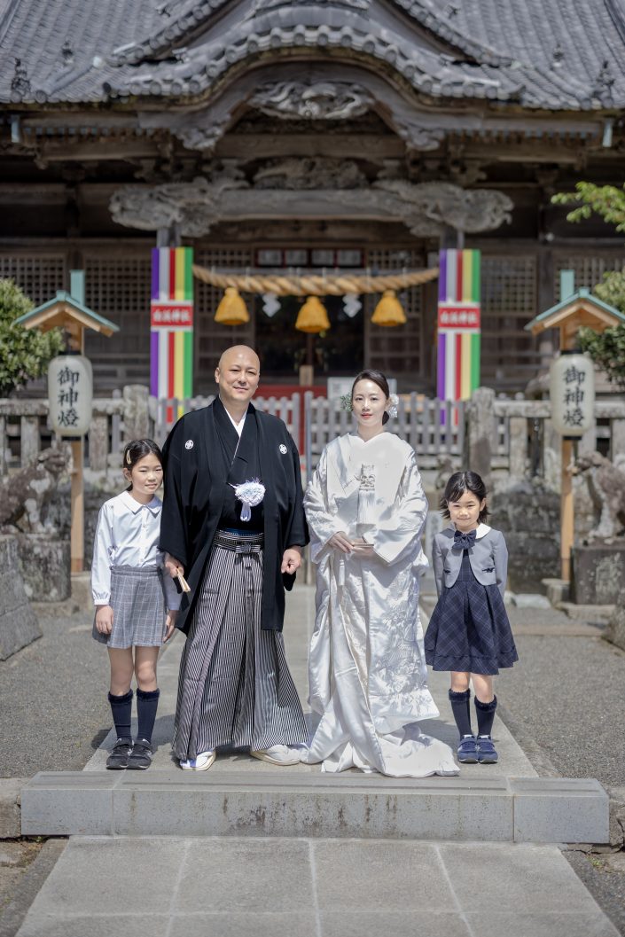 和装　結婚式　白濱神社　伊豆下田　下田市　白浜　白無垢　袴　家族写真
