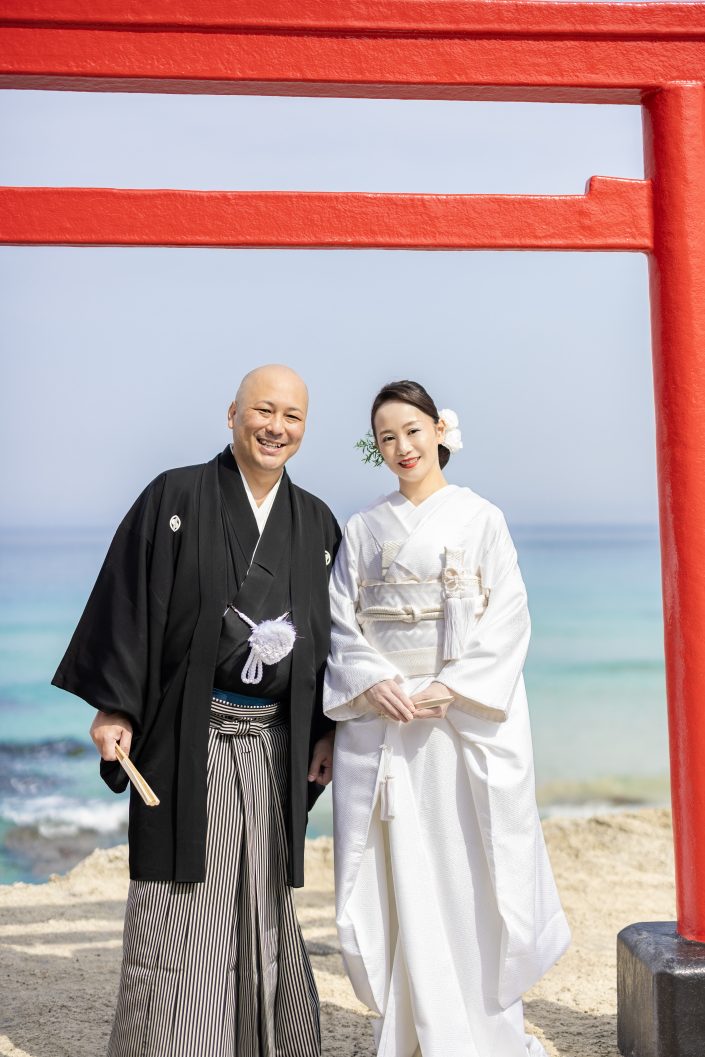 和装　結婚式　白濱神社　伊豆下田　下田市　白浜　白無垢　袴　家族写真